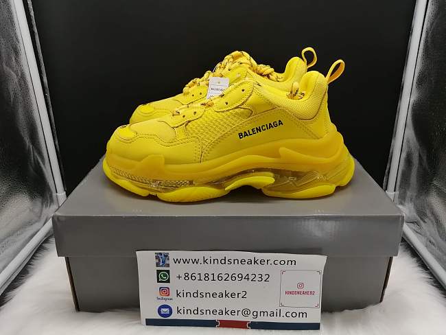 Balenciaga Triple S Sneaker Grey / Yellow