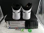 Air Jordan 1 Mid Black and White 554724 113 - 3