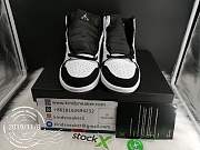 Air Jordan 1 Mid Black and White 554724 113 - 4