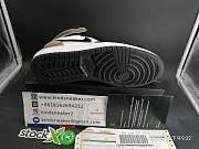 AIR JORDAN 1 RETRO HIGH OG BLACK GOLD 861428 007 - 2