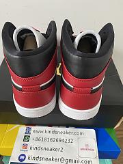 Air Jordan 1 Mid Chicago Toe 554724-069 - 3