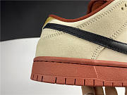 Nike SB Dunk Low Pro Hennessy BQ6817-100 - 5