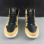 Air Jordan 1 Retro High Black Mushroom (W) AH7389-003 - 5