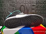 Supreme x Nike SB Dunk Low DH3228-102 - 2