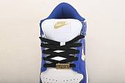 Supreme x Nike SB Dunk Low DH3228-100 - 2
