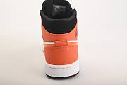 AIR JORDAN 1 MID BLACK STARFISH WHITE 554724 058 - 5