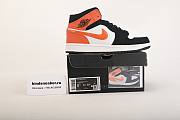 AIR JORDAN 1 MID BLACK STARFISH WHITE 554724 058 - 2