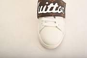 LOUIS VUITTON white 7.12 - 3