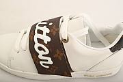 LOUIS VUITTON white 7.12 - 4