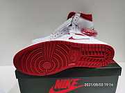 Air Jordan 1 Retro Metallic Red 555088-103 - 4