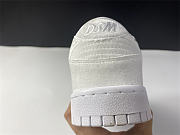 Dover Street Market x Nike Dunk Low DH2686-100 - 3
