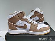 Air Jordan 1 Mid Tan Gum 554724-271 - 3
