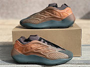 Adidas Yeezy 700 V3 Copper Fade GY4109 - 3