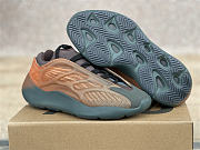 Adidas Yeezy 700 V3 Copper Fade GY4109 - 2