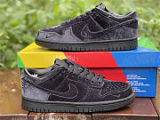 Dover Street Market x SB Dunk Low “Triple Black” DH2686-002 - 2