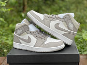 Air Jordan 1 Mid “Linen” 554724-082 - 4