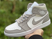 Air Jordan 1 Mid “Linen” 554724-082 - 3