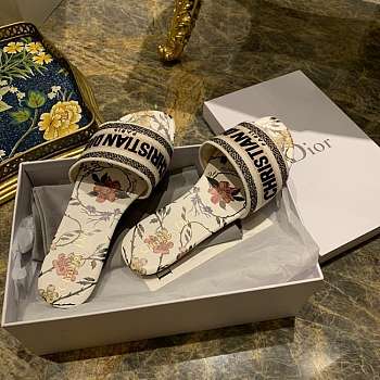 AY SLIDE Pink and Black Rosa Mutabilis Embroidered Cotton