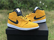 Jordan 1 Mid University Gold Black - 554724-700 - 3