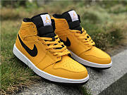 Jordan 1 Mid University Gold Black - 554724-700 - 4