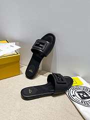 Fendi SIGNATURE Black leather slides - 8R8136AE7TF0ABB - 2