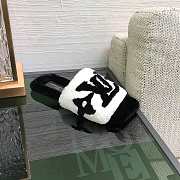 Louis Vuitton White Flat Flay Mule - 1A9C2C - 4