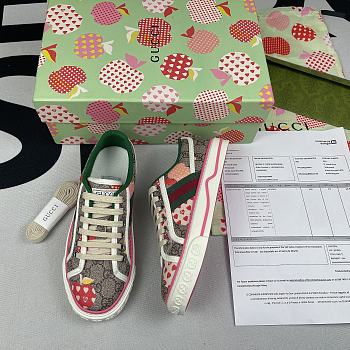 Gucci Tennis 1977 Pink Heart 606111 HVK20 9766