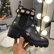X4BAL Gucci Star And Bee Embroidered Boots - 2