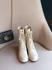 SIGNATURE White leather biker boots 8T8213AGEJF1FFA - 4