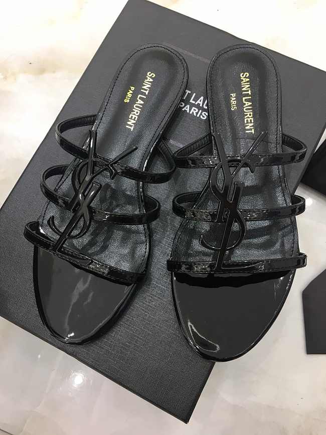 SAINT LAURENT Black Cassandra Flat Sandals 201418F124483 - 1