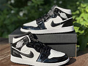 Air Jordan 1 Mid Carbon Fiber DD1649-001 - 5