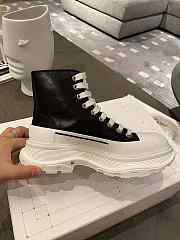 Alexander Mcqueen Chunky Sole High Black White  - 6