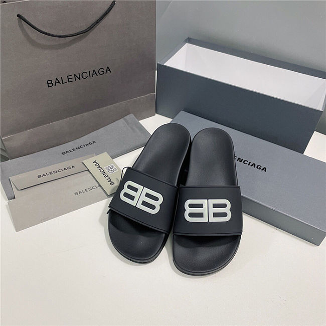 BALENCIAGA Black Logo Pool Slides  - 1