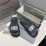 BALENCIAGA Black Logo Pool Slides  - 4