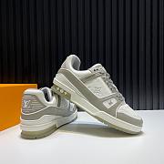 LV TRAINER SNEAKER GREY 1A8WAX - 5