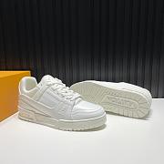 LV TRAINER SNEAKER WHITE 1A8WAX - 3