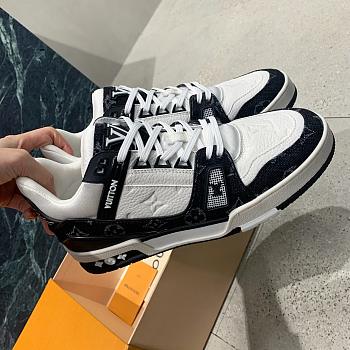 LV TRAINER SNEAKER BLACK JEANS 1A8WAX