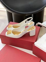 ONE STUD PATENT-LEATHER SLINGBACK PUMP WHITE 30 MM - 5