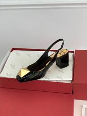 ONE STUD PATENT-LEATHER SLINGBACK PUMP BLACK 30 MM  - 3