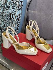 ONE STUD PATENT-LEATHER SLINGBACK PUMP WHITE 90 MM - 6