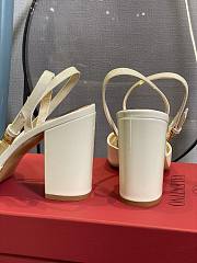 ONE STUD PATENT-LEATHER SLINGBACK PUMP WHITE 90 MM - 5