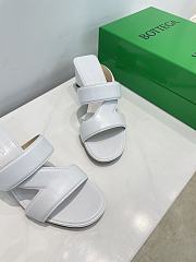 Bottega Veneta White Band Sandals - 2