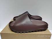 Yeezy Slide Soot - G55495 - 5