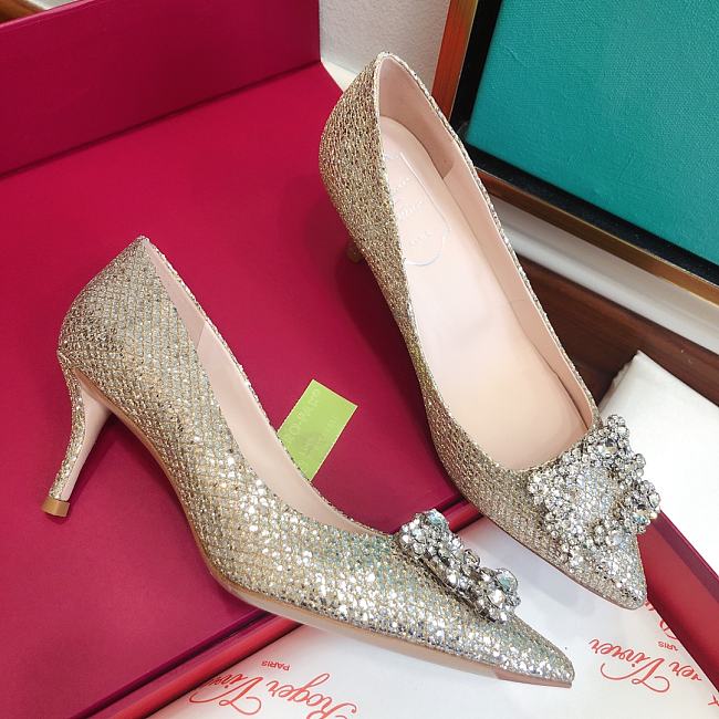 Roger Vivier Trompette Buckle White Pearl Pumps - 1