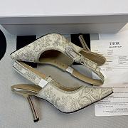 J'Adior Slingback Pump White and Gold-Tone Toile de Jouy  - 2