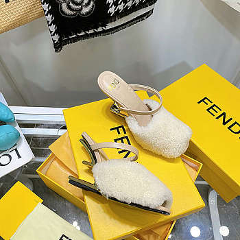 Fendi Pink mink high-heeled sandals 8R8212AHGHF1FFZ