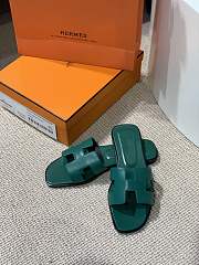 Hermes Oral Sandal Green Leather  - 2