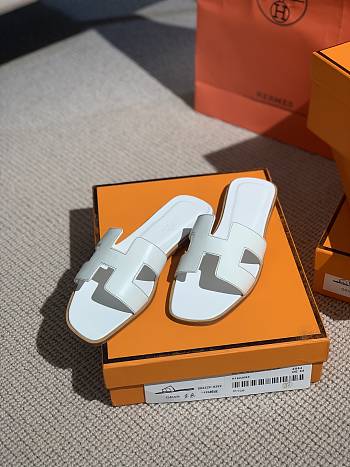 Hermes Oral Sandal White Leather