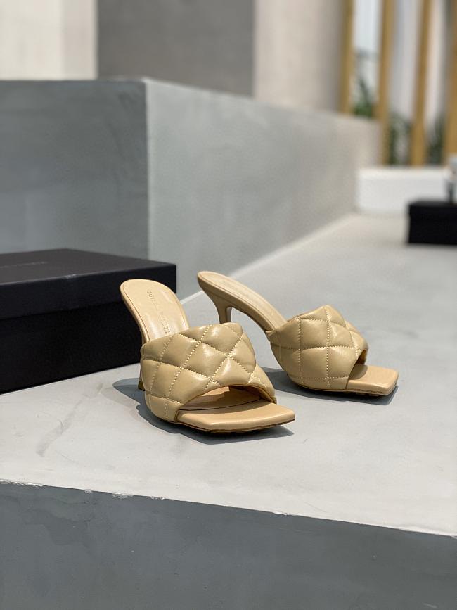 Bottega Veneta BV Lido Sandals Beige - 1