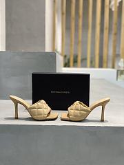 Bottega Veneta BV Lido Sandals Beige - 5